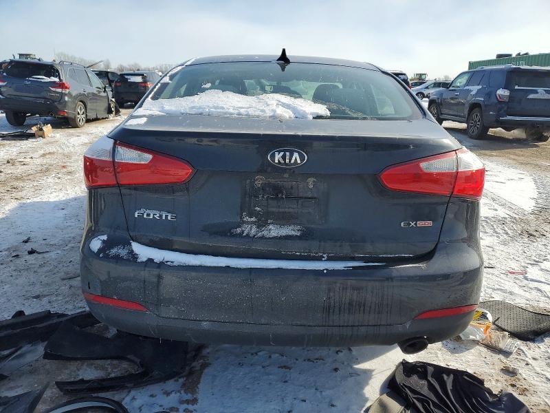 2015 Kia Forte მანქანა იყიდება აუქციონზე, vin: KNAFX4A81F5356998, აუქციონის ნომერი: 45862416