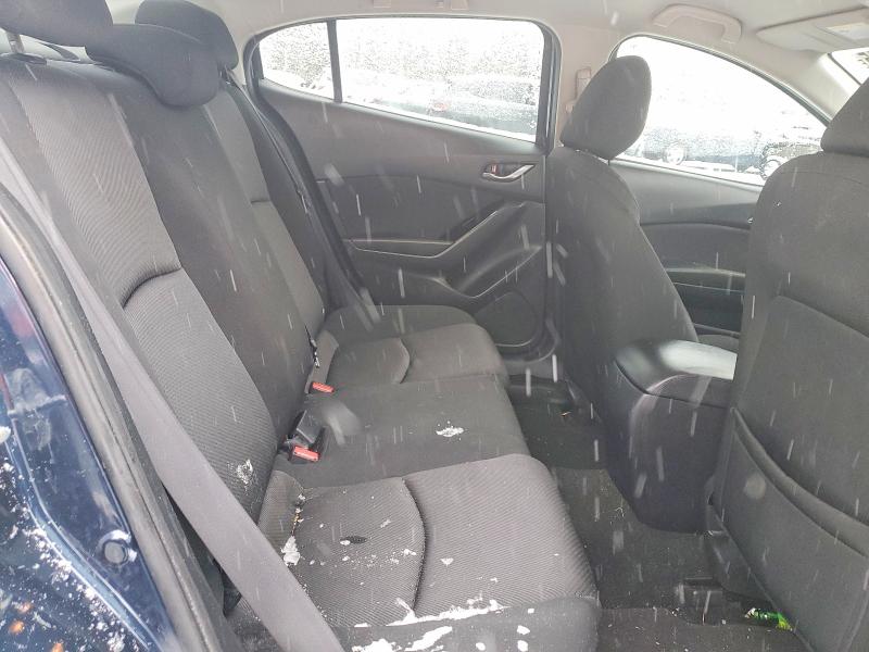 72357045 :رقم المزاد ، 3MZBN1U71JM220606 vin ، 2018 Mazda 3 مزاد بيع
