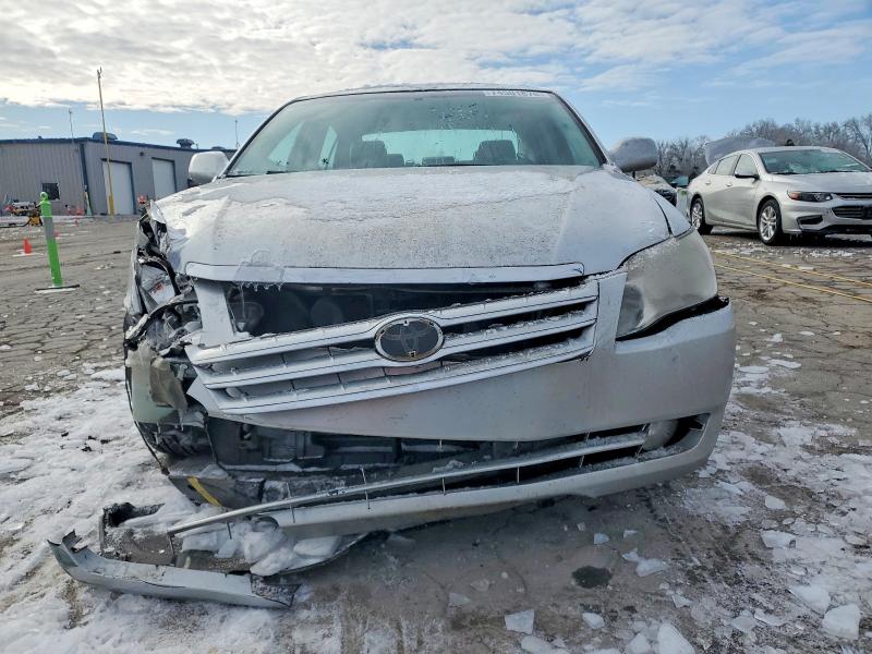 74501875 :رقم المزاد ، 4T1BK36B97U221527 vin ، 2007 Toyota Avalon مزاد بيع