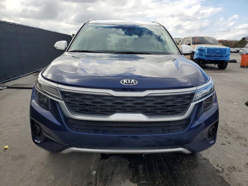 2021 Kia Seltos მანქანა იყიდება აუქციონზე, vin: KNDEUCAA7M7166189, აუქციონის ნომერი: 72941015