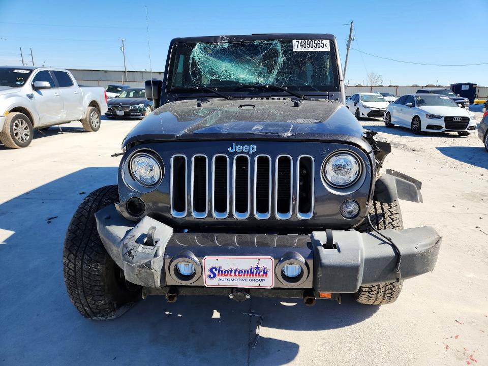 74890565 :رقم المزاد ، 1C4BJWEG6HL583280 vin ، 2017 Jeep Wrangler Unlimited مزاد بيع