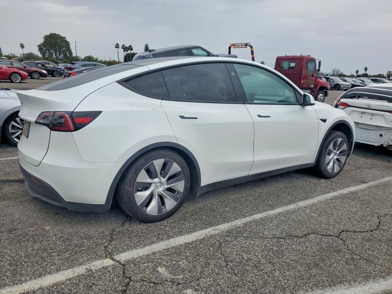 Продажа на аукционе авто 2024 Tesla Model Y, vin: 7SAYGDED7RF096969, номер лота: 98471605