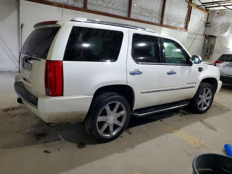 Продаж на аукціоні авто 2008 Cadillac Escalade, vin: 1GYEC63848R213262, номер лоту: 72774815