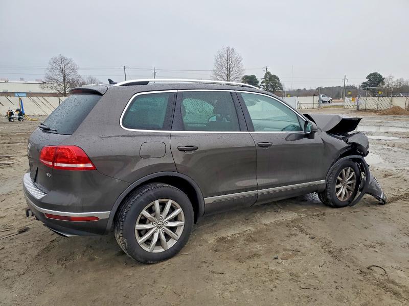 Aukcja sprzedaży 2017 Volkswagen Touareg, vin: WVGEF7BP2HD006874, numer aukcji: 73026545