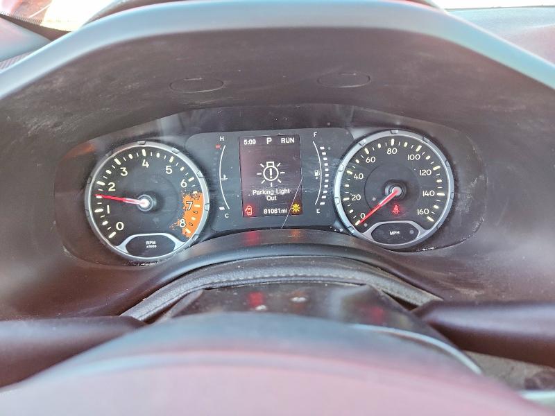 74033875 :رقم المزاد ، ZACCJBBB3JPH28993 vin ، 2018 Jeep Renegade مزاد بيع