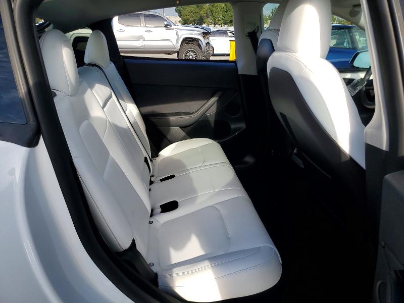 99717975 :رقم المزاد ، 7SAYGDEF3RF166579 vin ، 2024 Tesla Model Y مزاد بيع