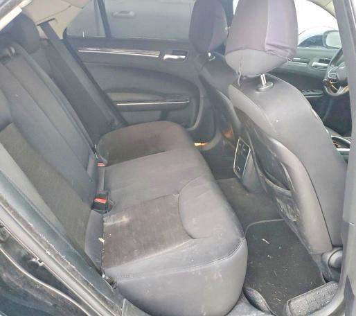 73497555 :رقم المزاد ، 2C3CCAAGXJH338450 vin ، 2018 Chrysler 300 مزاد بيع