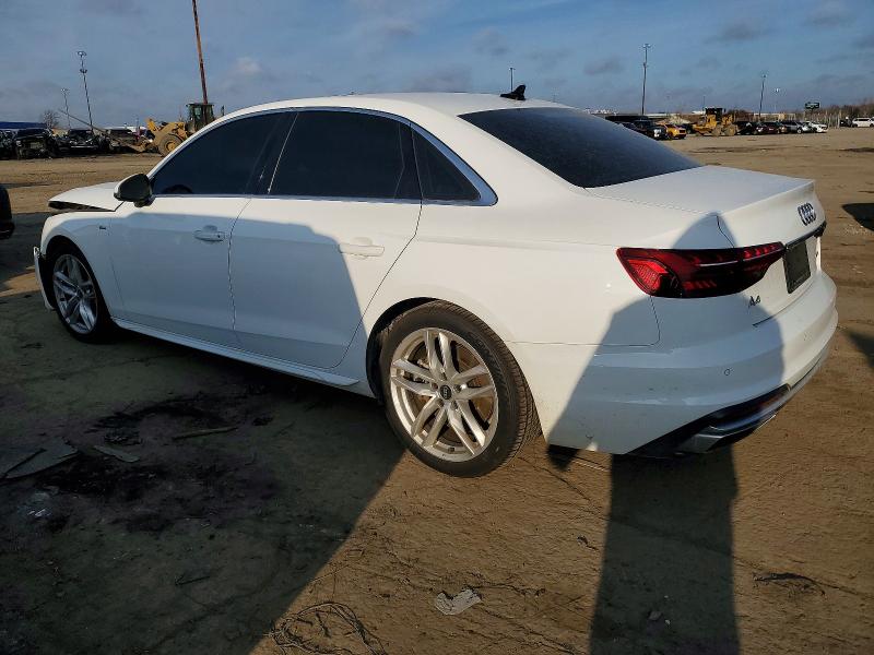 Продаж на аукціоні авто 2022 Audi A4, vin: WAUEAAF46NN013698, номер лоту: 72800015