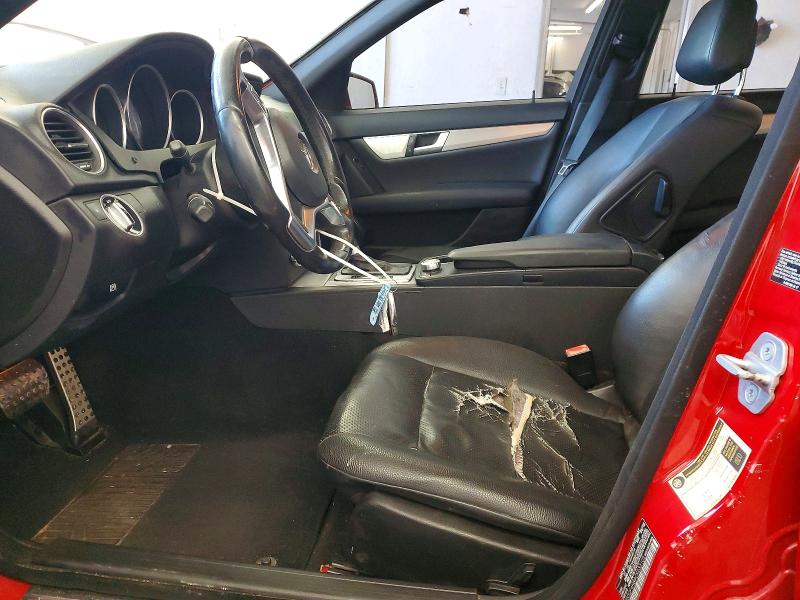 2012 Mercedes-benz C მანქანა იყიდება აუქციონზე, vin: WDDGF4HB4CR233105, აუქციონის ნომერი: 98772595