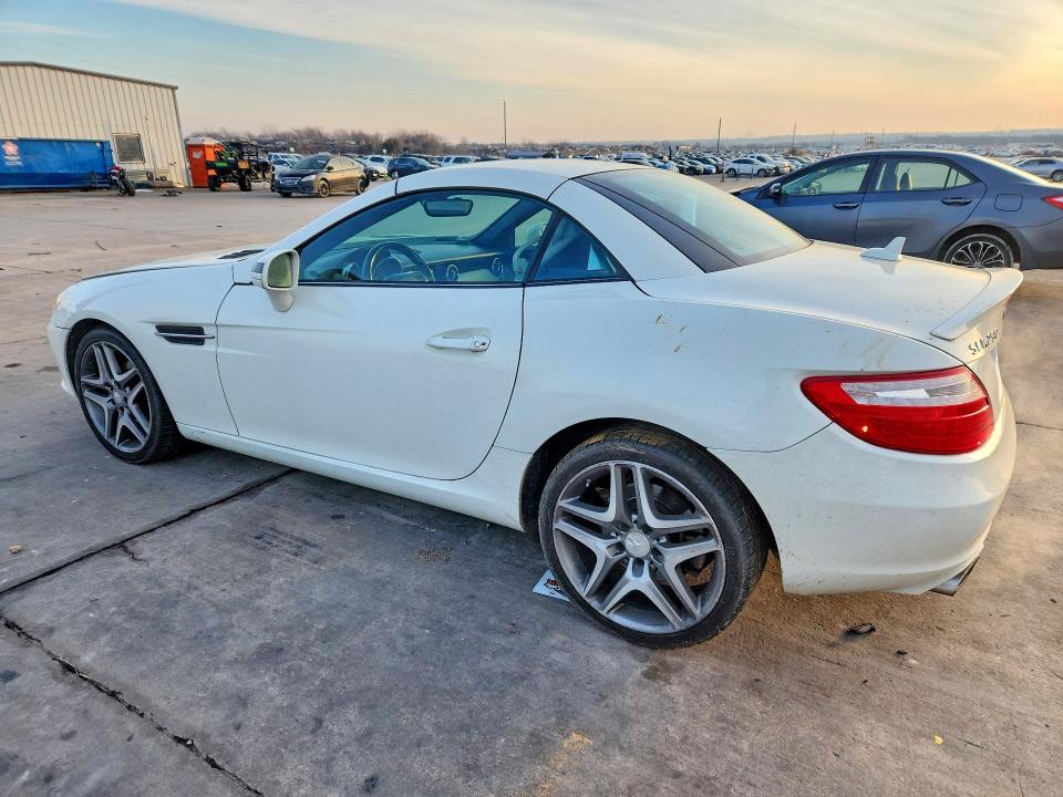 Aukcja sprzedaży 2013 Mercedes-benz Slk, vin: WDDPK4HA8DF052742, numer aukcji: 75120025