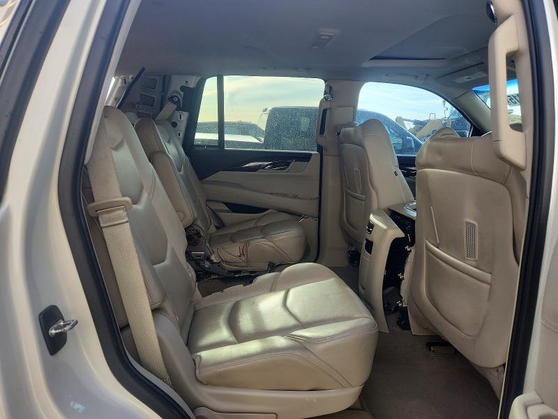 72454015 :رقم المزاد ، 1GYS4BKJ3FR167370 vin ، 2015 Cadillac Escalade مزاد بيع