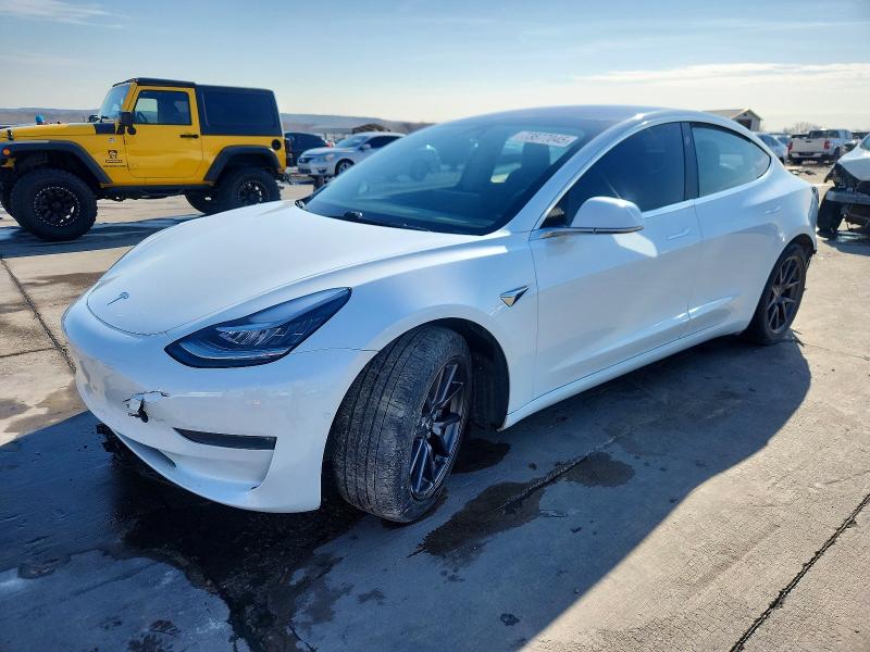 Продажа на аукционе авто 2018 Tesla Model 3, vin: 5YJ3E1EA5JF040616, номер лота: 73877045