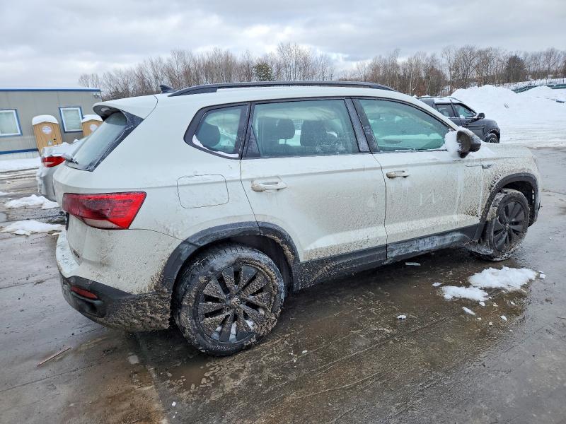 Продаж на аукціоні авто 2022 Volkswagen Taos, vin: 3VVAX7B29NM079472, номер лоту: 74620945