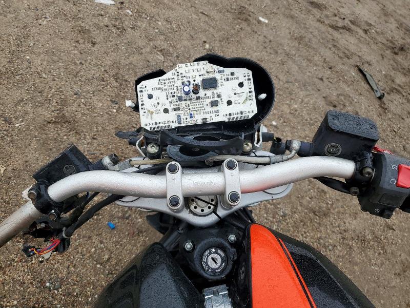 Aukcja sprzedaży 2005 Ducati Monster S2, vin: ZDM1RAAN65B066546, numer aukcji: 98908955