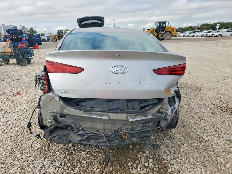 72827075 :رقم المزاد ، 5NPD74LF0LH593905 vin ، 2020 Hyundai Elantra مزاد بيع