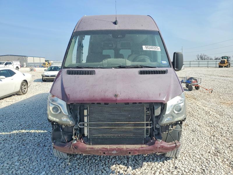 99340325 :رقم المزاد ، WDZPE8CDXFP119302 vin ، 2015 Mercedes-benz Sprinter مزاد بيع