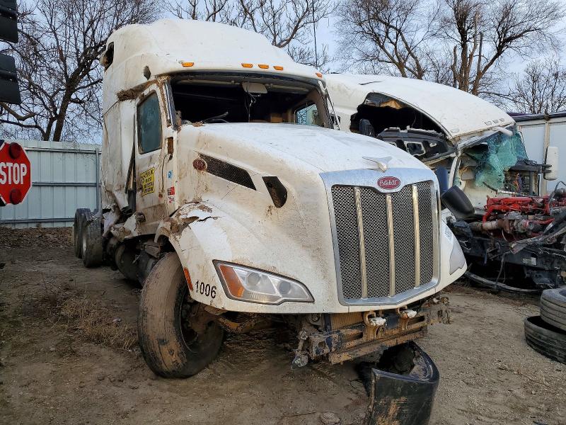 Продаж на аукціоні авто 2023 Peterbilt 579, vin: 1XPBD49X6PD875444, номер лоту: 97860295