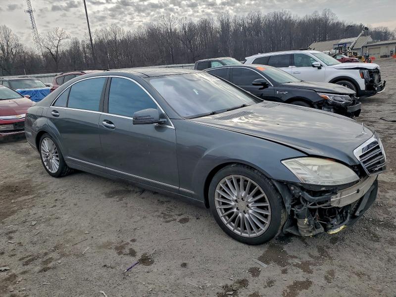 2010 Mercedes-benz S 550 4mat მანქანა იყიდება აუქციონზე, vin: WDDNG8GB4AA304327, აუქციონის ნომერი: 99142765