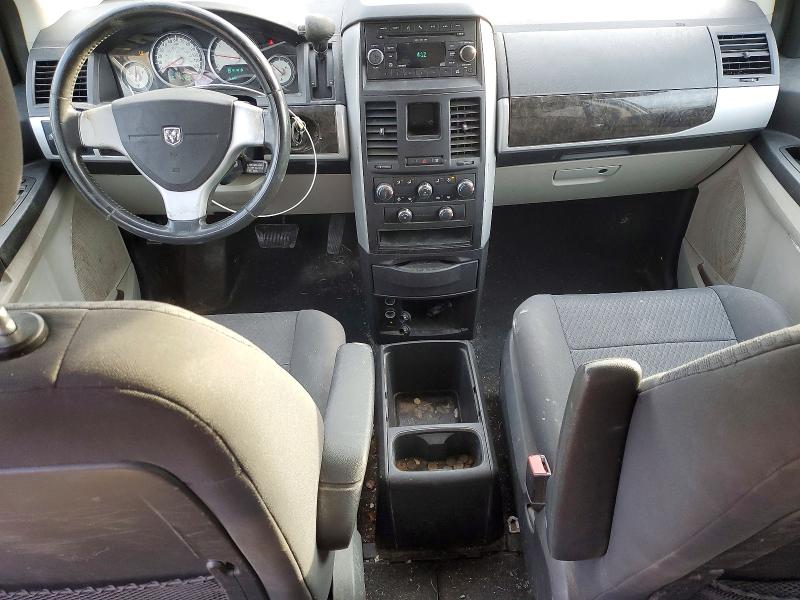 2010 Dodge Grand Caravan მანქანა იყიდება აუქციონზე, vin: 2D4RN5D1XAR200211, აუქციონის ნომერი: 74109265