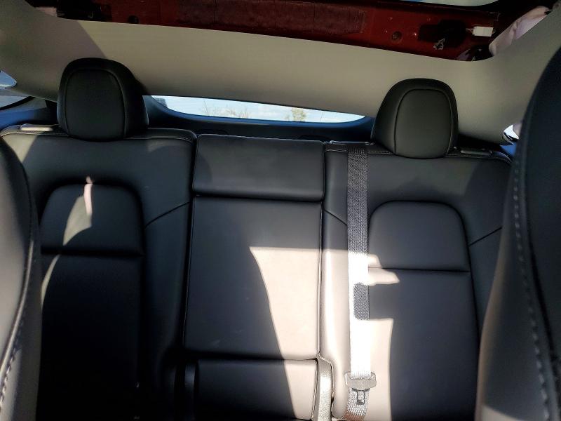2025 Tesla Model Y მანქანა იყიდება აუქციონზე, vin: 7SAYGDEE4SF305633, აუქციონის ნომერი: 99070955