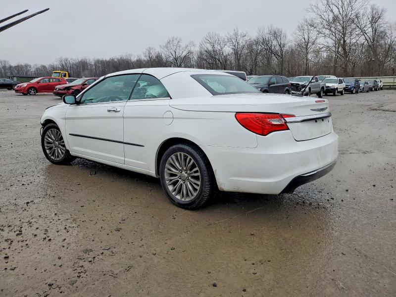 98229645 :رقم المزاد ، 1C3BCBFG8DN584158 vin ، 2013 Chrysler 200 مزاد بيع