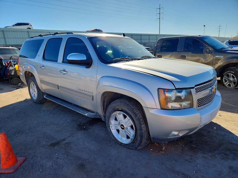 2011 Chevrolet Suburban მანქანა იყიდება აუქციონზე, vin: 1GNSKJE31BR125493, აუქციონის ნომერი: 73668245