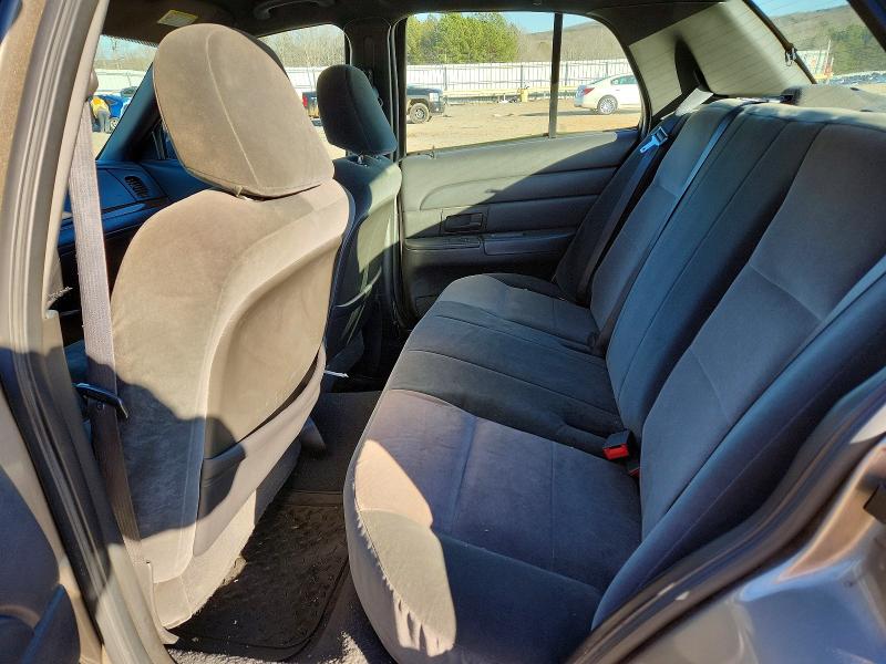 98990155 :رقم المزاد ، 2FAFP73W45X114354 vin ، 2005 Ford Crown Victoria مزاد بيع