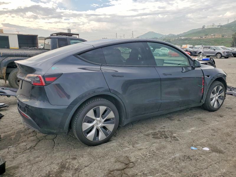 2024 Tesla Model Y მანქანა იყიდება აუქციონზე, vin: 7SAYGDED1RF027517, აუქციონის ნომერი: 73447695