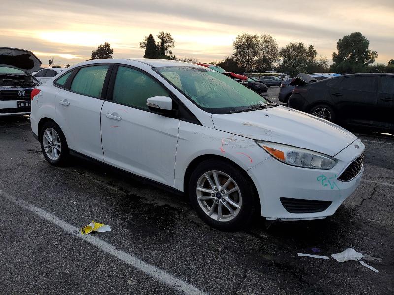 99796565 :رقم المزاد ، 1FADP3F22FL307755 vin ، 2015 Ford Focus Se مزاد بيع