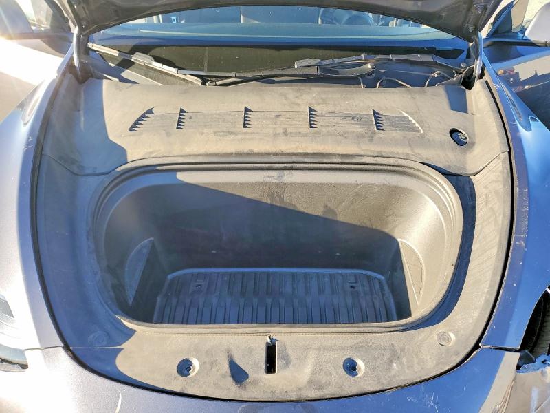 98388365 :رقم المزاد ، 7SAYGAEE5PF903381 vin ، 2023 Tesla Model Y مزاد بيع