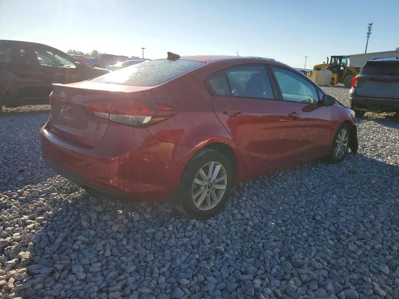 2017 Kia Forte მანქანა იყიდება აუქციონზე, vin: 3KPFL4A74HE033154, აუქციონის ნომერი: 73646275