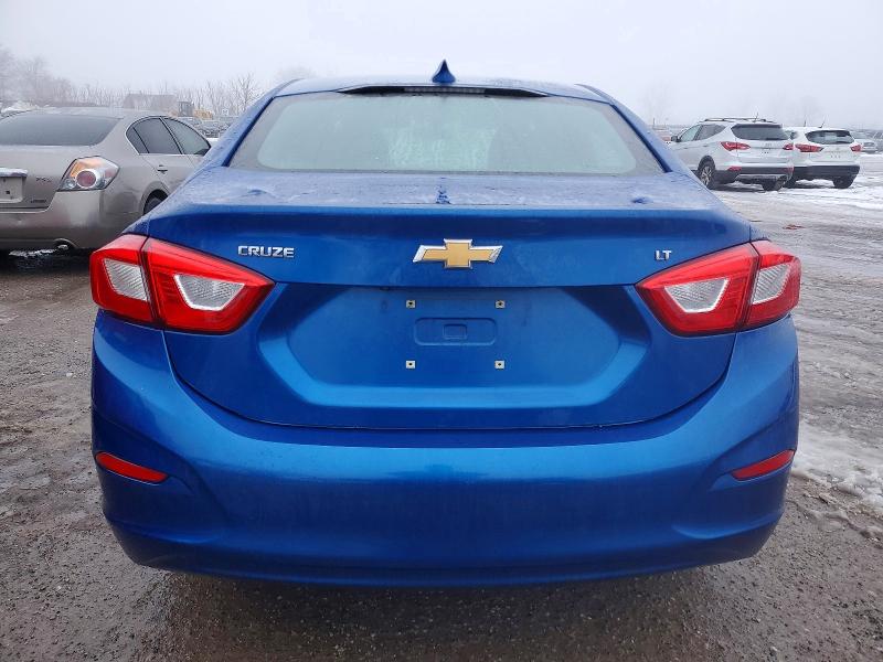 Продаж на аукціоні авто 2018 Chevrolet Cruze, vin: 1G1BE5SM6J7165642, номер лоту: 95918185