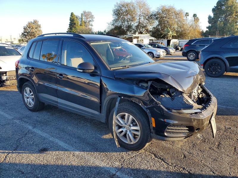 Продажа на аукционе авто 2016 Volkswagen Tiguan, vin: WVGAV7AX9GW582936, номер лота: 72273985