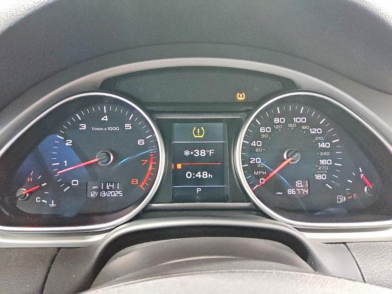 2015 Audi Q7 მანქანა იყიდება აუქციონზე, vin: WA1LGAFE5FD025943, აუქციონის ნომერი: 73670455