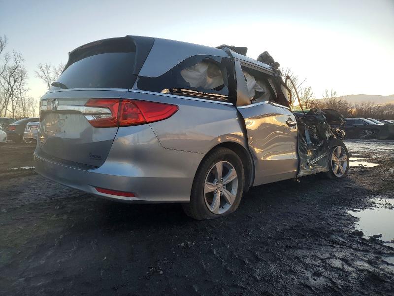 2018 Honda Odyssey მანქანა იყიდება აუქციონზე, vin: 5FNRL6H79JB093459, აუქციონის ნომერი: 72885145