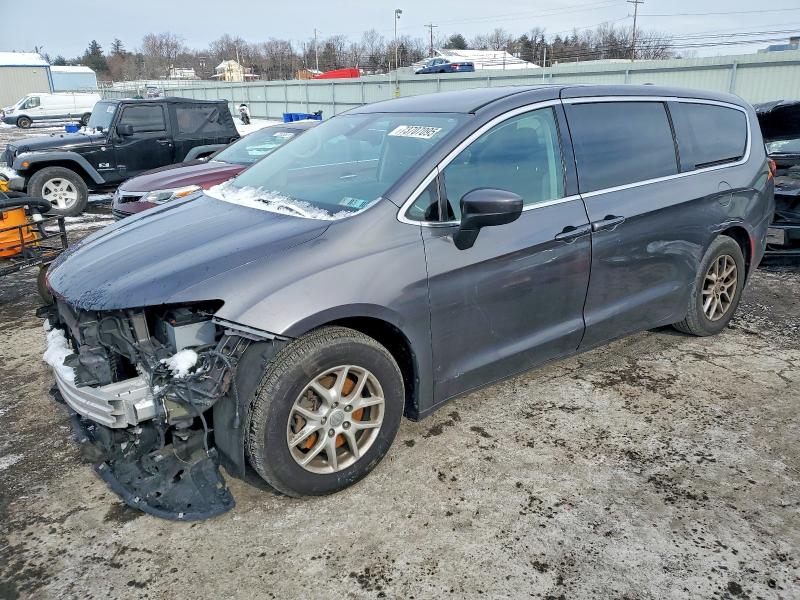 2017 Chrysler Pacifica მანქანა იყიდება აუქციონზე, vin: 2C4RC1CG1HR553724, აუქციონის ნომერი: 73707095