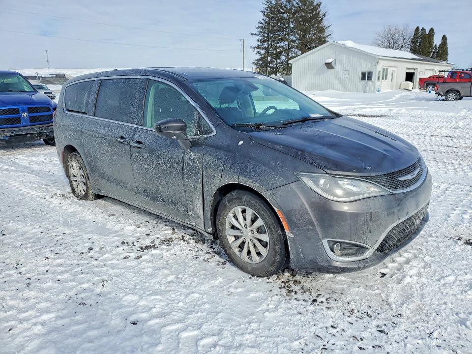Продаж на аукціоні авто 2018 Chrysler Pacifica, vin: 2C4RC1FG3JR126028, номер лоту: 75036195