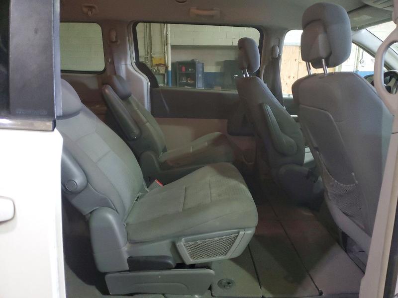 Продаж на аукціоні авто 2010 Chrysler Town & Country, vin: 2A4RR2D18AR398524, номер лоту: 98257955