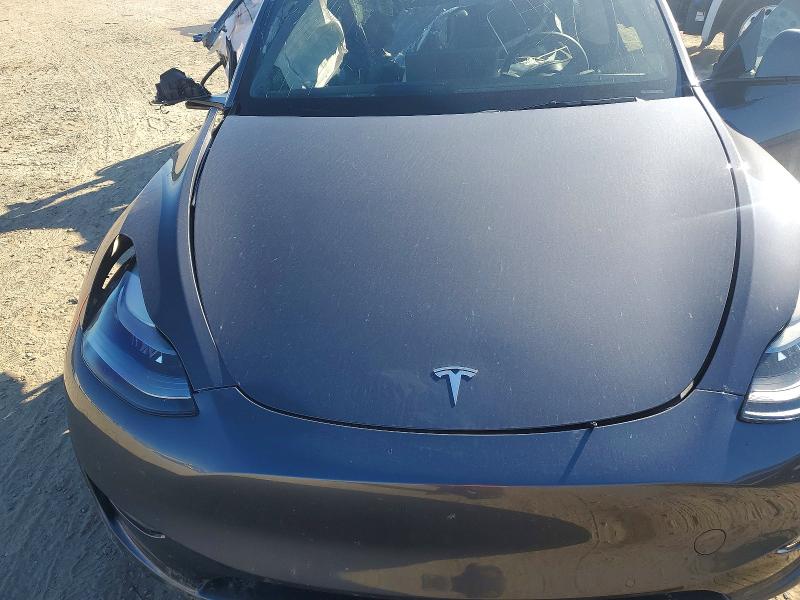 72769755 :رقم المزاد ، 7SAYGDEF0NF327383 vin ، 2022 Tesla Model Y مزاد بيع