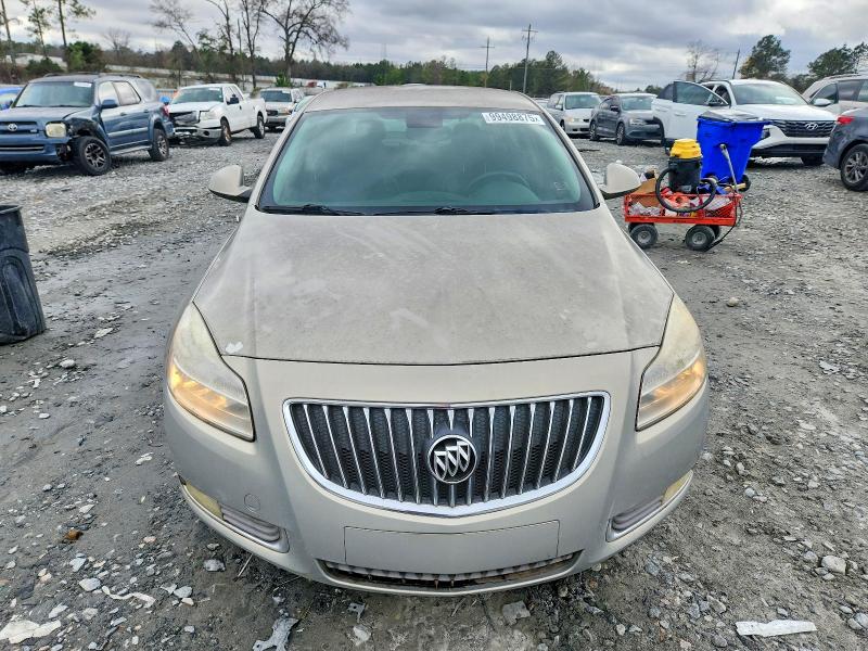 99498875 :رقم المزاد ، W04GN5EC4B1123193 vin ، 2011 Buick Regal مزاد بيع