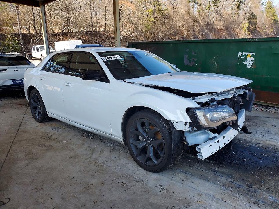 Продаж на аукціоні авто 2022 Chrysler 300, vin: 2C3CCAAG4NH236745, номер лоту: 49662146