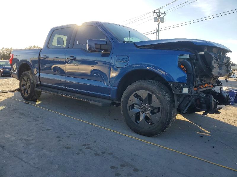 98342215 :رقم المزاد ، 1FT6W1EV4NWG00916 vin ، 2022 Ford F150 مزاد بيع