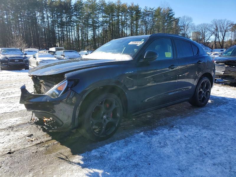 Aukcja sprzedaży 2022 Alfa Romeo Stelvio, vin: ZASPAKBN9N7D42388, numer aukcji: 72202015