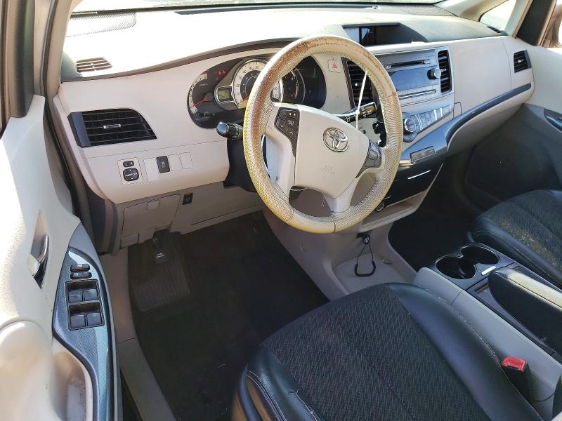2012 Toyota Sienna მანქანა იყიდება აუქციონზე, vin: 5TDXK3DC1CS243395, აუქციონის ნომერი: 74637885