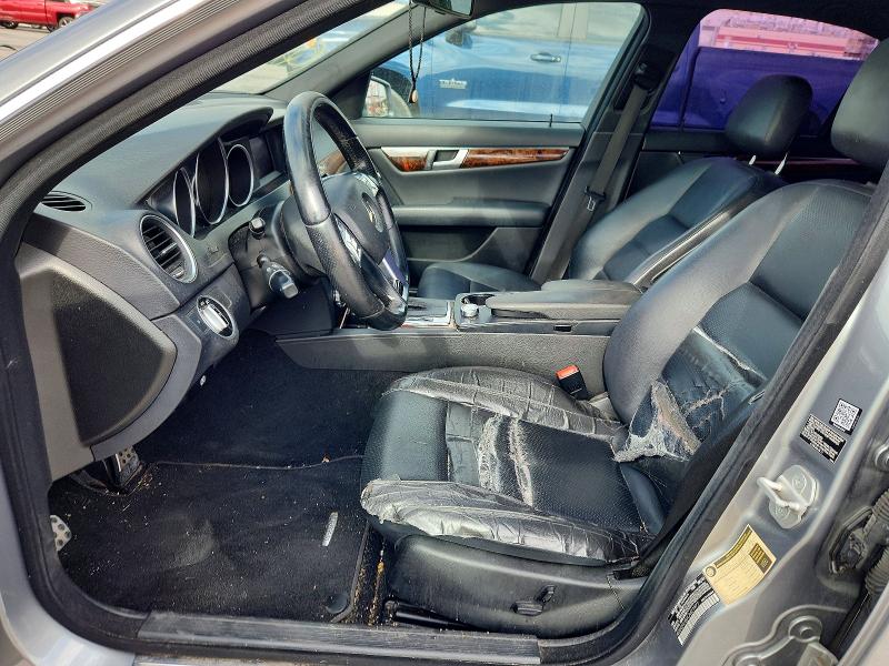 Продажа на аукционе авто 2012 Mercedes-benz C, vin: WDDGF4HB9CA621977, номер лота: 99350395