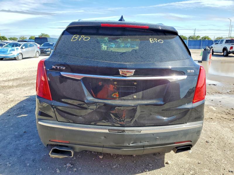 73118985 :رقم المزاد ، 1GYKNARS7JZ214253 vin ، 2018 Cadillac Xt5 مزاد بيع