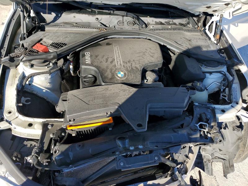 98490425 :رقم المزاد ، WBA3B1G56ENT01099 vin ، 2014 Bmw 320 مزاد بيع