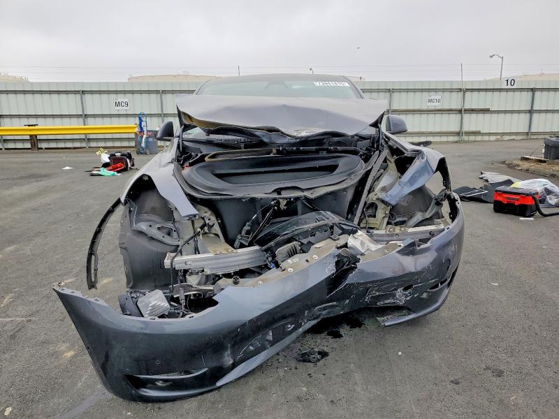 2020 Tesla Model Y მანქანა იყიდება აუქციონზე, vin: 5YJYGDEE6LF018924, აუქციონის ნომერი: 73941415