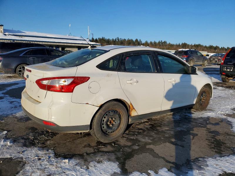 74027045 :رقم المزاد ، 1FAHP3F28CL246568 vin ، 2012 Ford Focus مزاد بيع