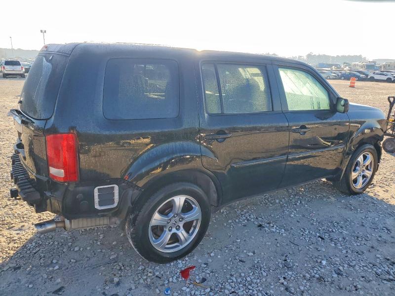 74502615 :رقم المزاد ، 5FNYF3H56FB015986 vin ، 2015 Honda Pilot مزاد بيع